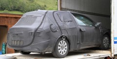 Nowy Seat Leon 2012 - zdjcie szpiegowskie