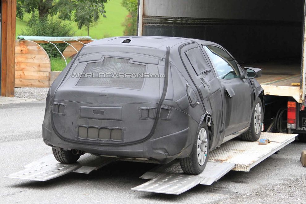 Nowy Seat Leon 2012 - zdjcie szpiegowskie