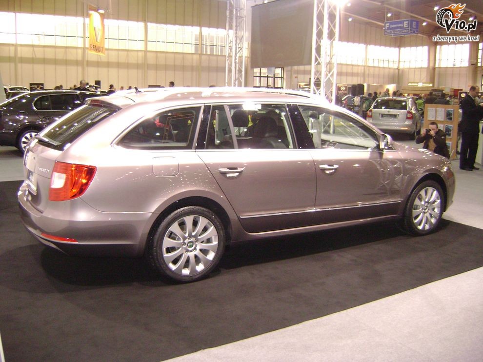 Skoda Superb Combi - Motor Show 2010