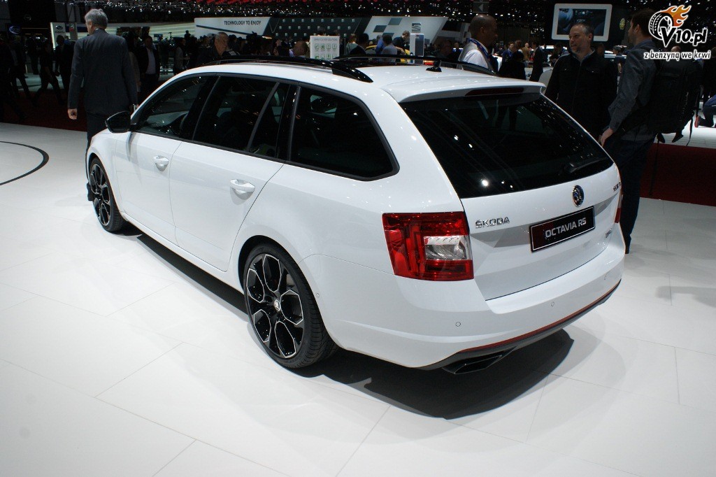 Skoda Octavia RS 230