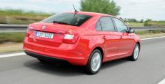 Skoda Rapid w kolorze szybkim