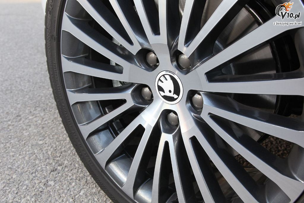 Skoda Superb Laurin&Klement