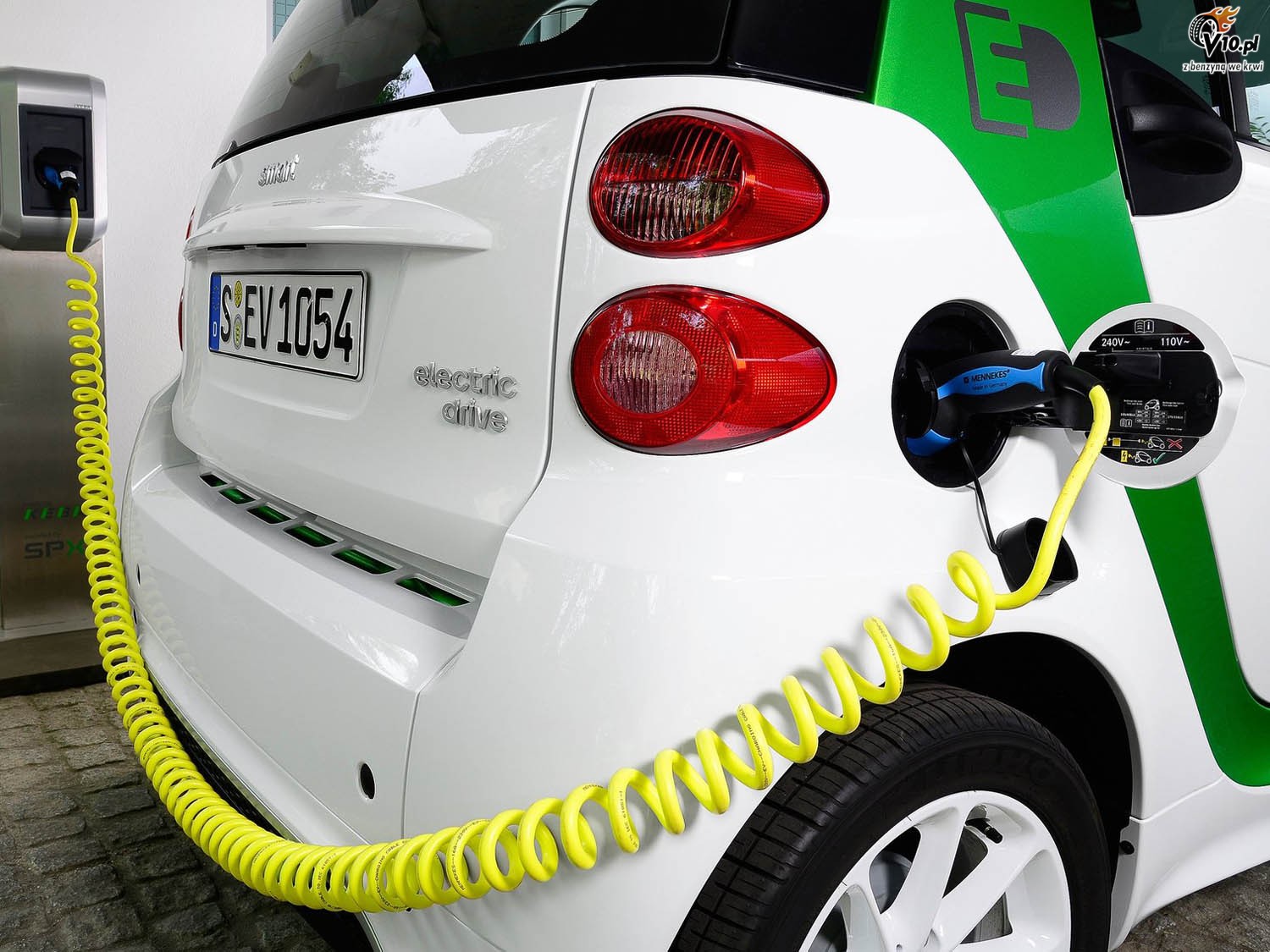 Smart po raz kolejny z napdem elektrycznym