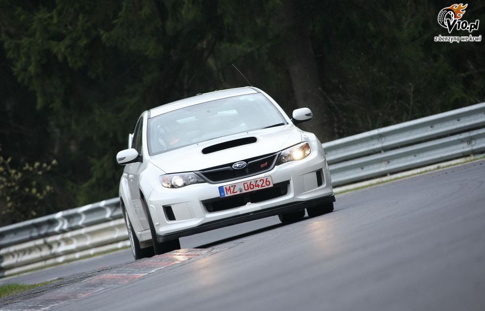 Subaru Impreza WRX STI 2011 na Nurburgringu
