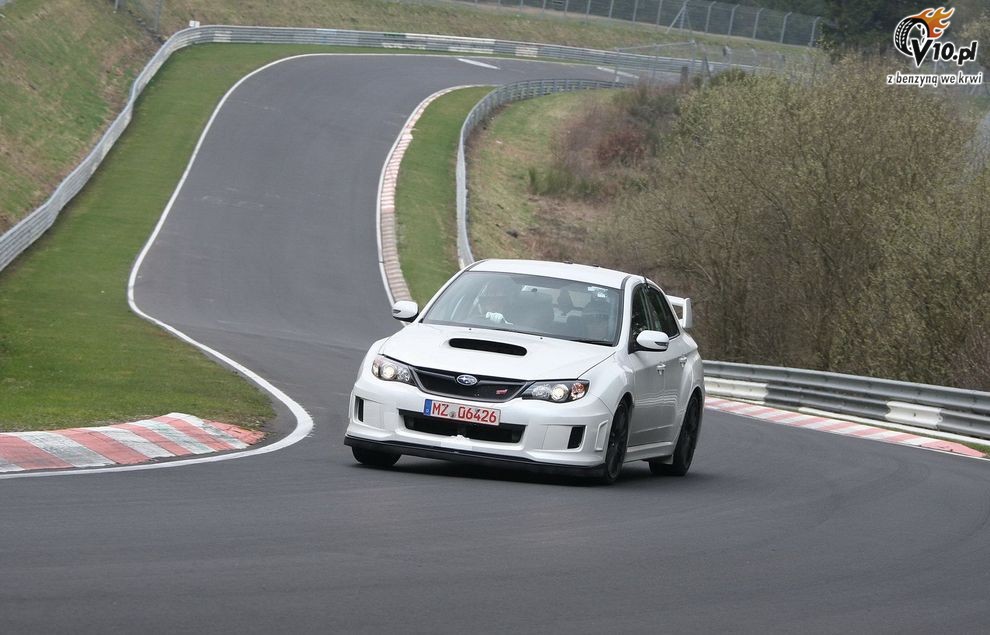 Subaru WRX STI tS powalczy w 24h Nurburgringu