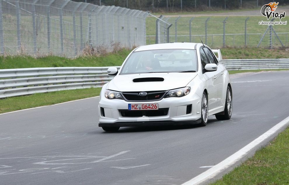 Subaru Impreza WRX STI 2011 na Nurburgringu