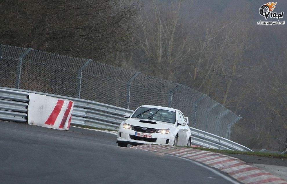 Subaru Impreza WRX STI 2011 na Nurburgringu