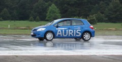 Nowa Toyota Auris 2010 po face-liftingu - polska prezentacja