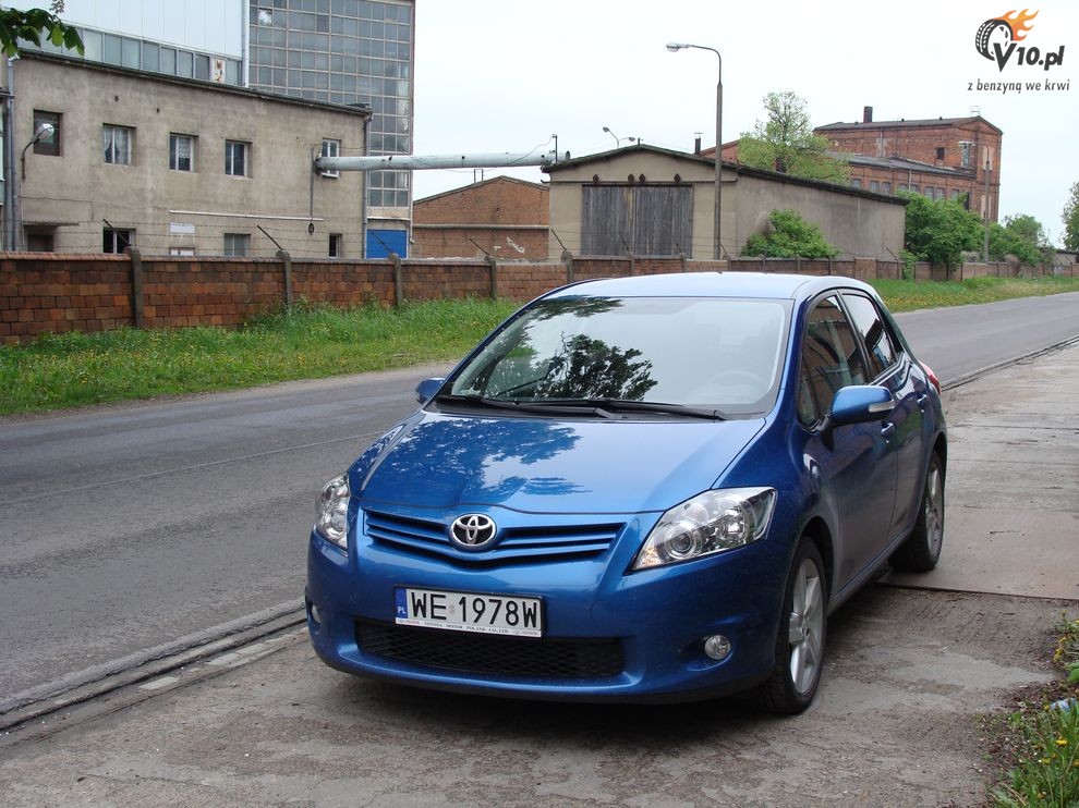 Nowa Toyota Auris 2010 po face-liftingu - polska prezentacja