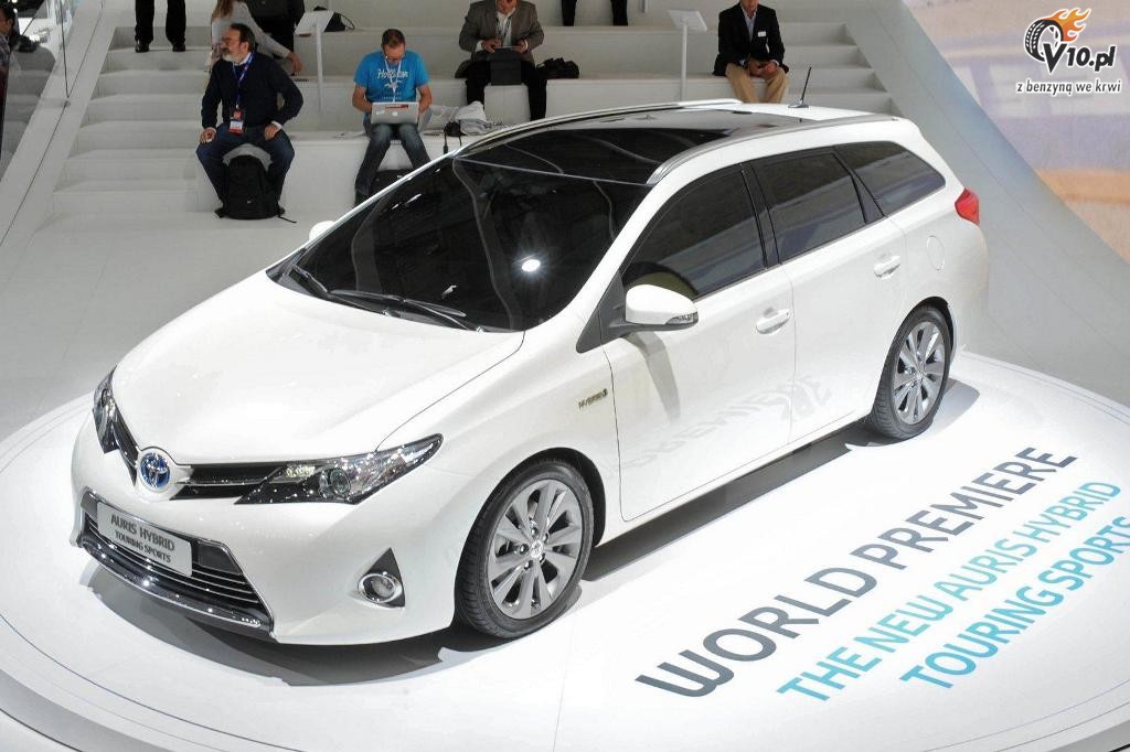 Toyota Auris Touring Sports