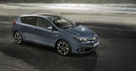 Toyota Auris 2015