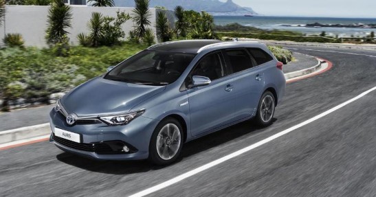 Toyota Auris 2015