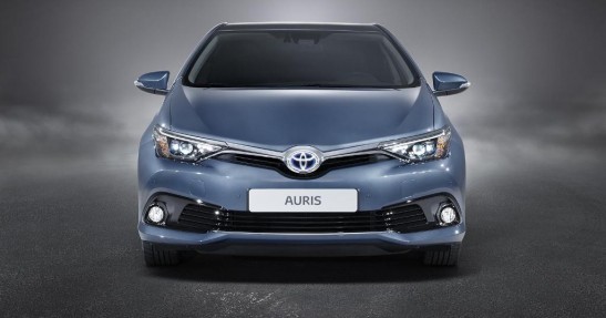 Toyota Auris 2015