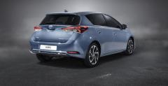 Toyota Auris 2015