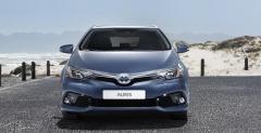 Toyota Auris 2015