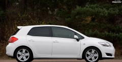 Toyota Auris SR180