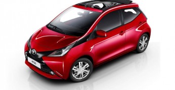 Toyota Aygo X-Wave z odsuwanym dachem