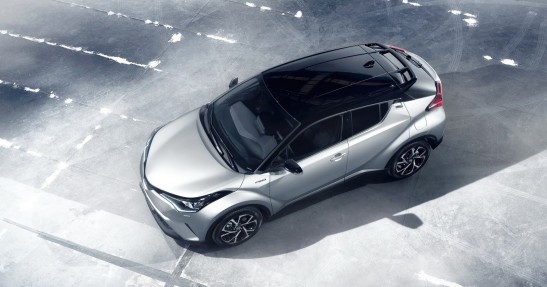 Toyota C-HR - tak wygląda wnętrze małego crossovera