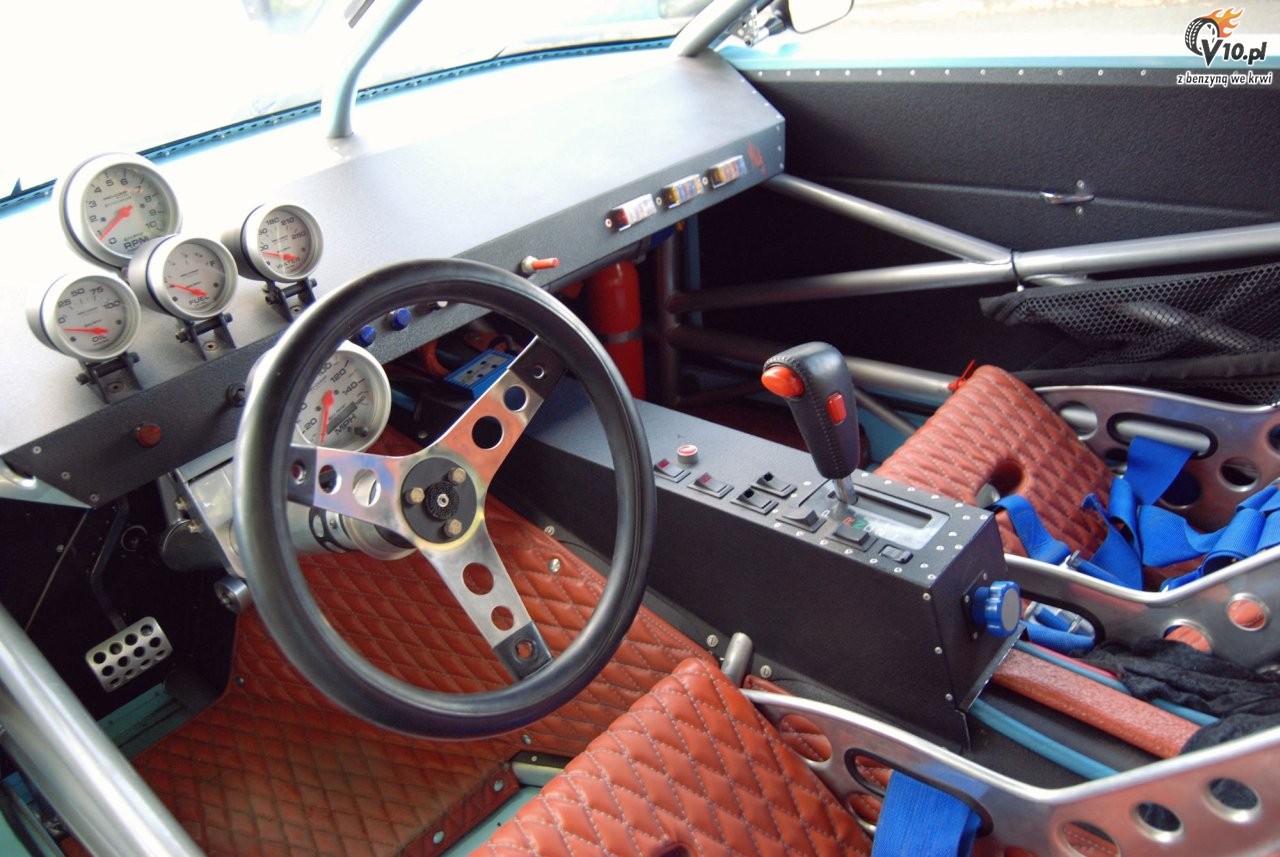 Toyota Corona z 1968 roku jako wycigowy Hot Rod