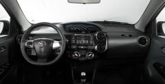 Toyota Etios Cross