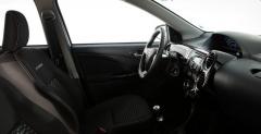 Toyota Etios Cross