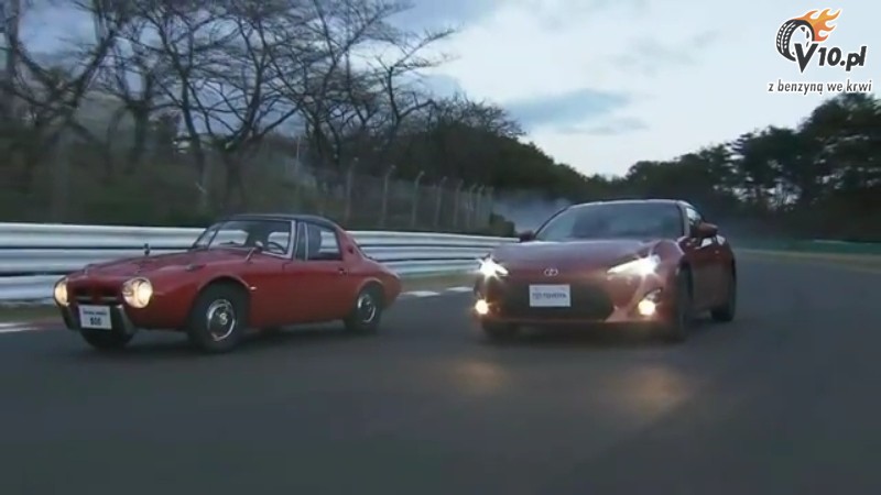 Toyota GT-86 oraz Toyota S800