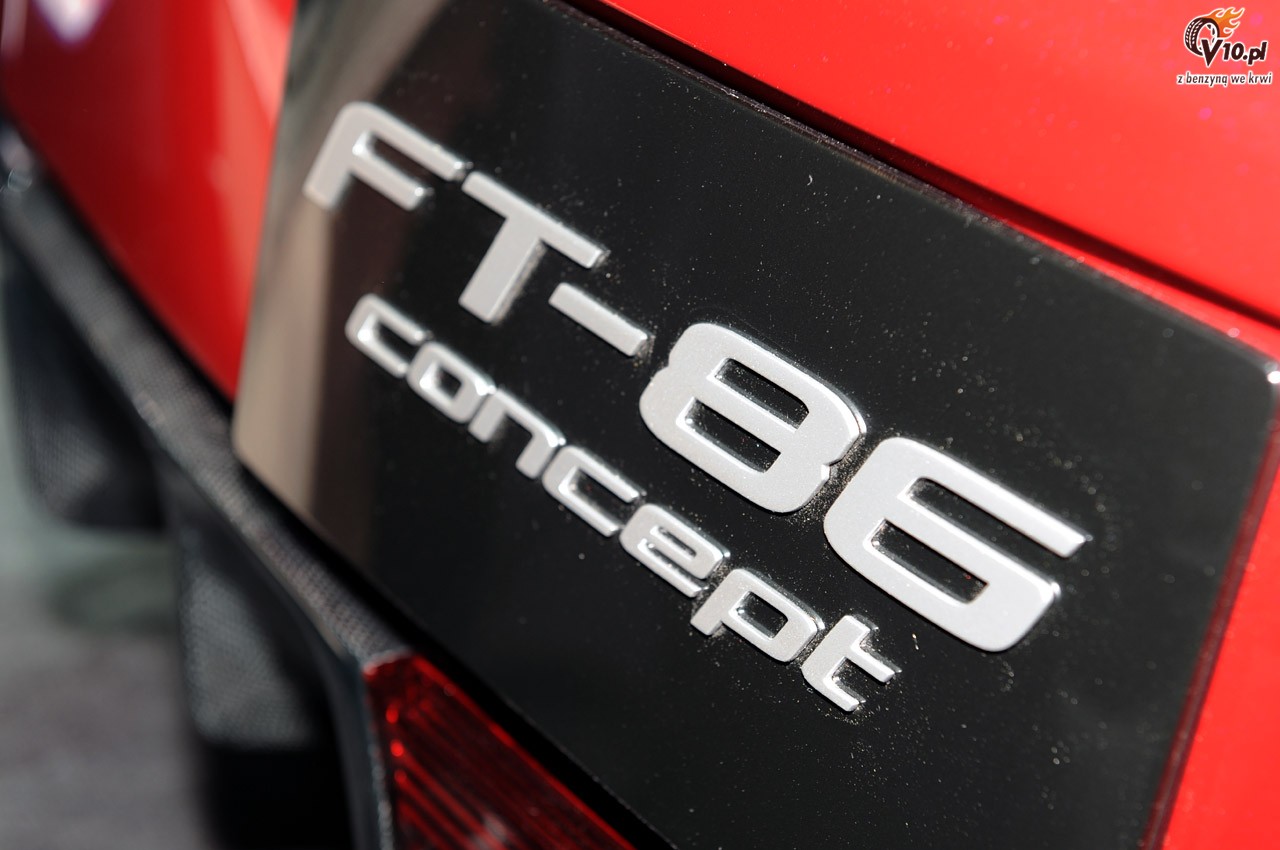 Toyota FT-86 jako Scion FT-S. Wersja od Subaru jednak z 4WD?