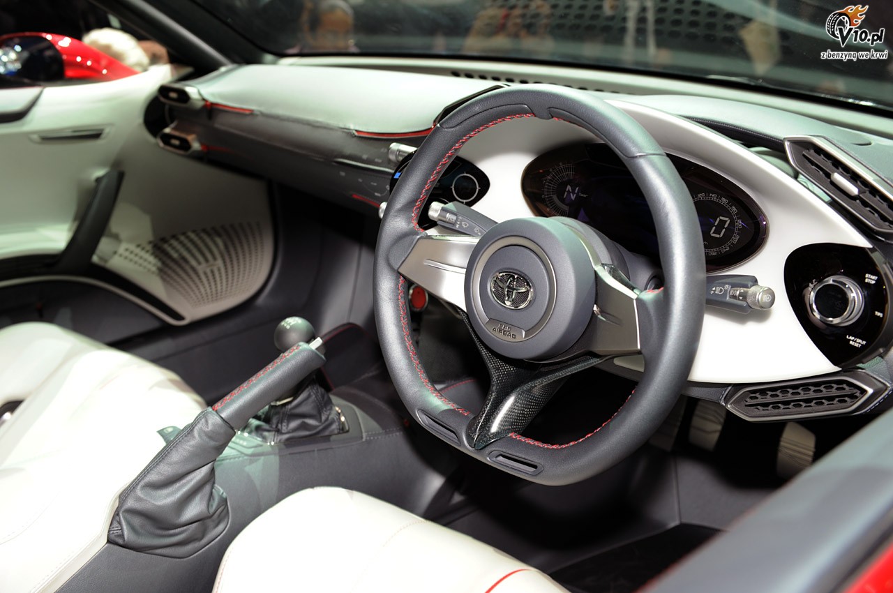 Toyota FT-86 jako Scion FT-S. Wersja od Subaru jednak z 4WD?