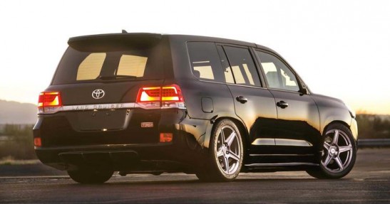 Toyota Land Cruiser o mocy 2000KM