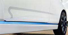 Toyota Yaris Hybrid R