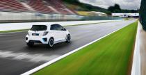 Toyota Yaris Hybrid R