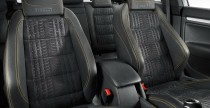 VW Golf GTI Pirelli