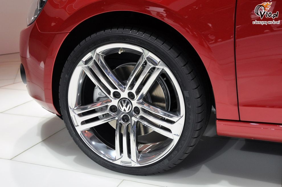 Volkswagen Golf Cabrio na targach w Genewie