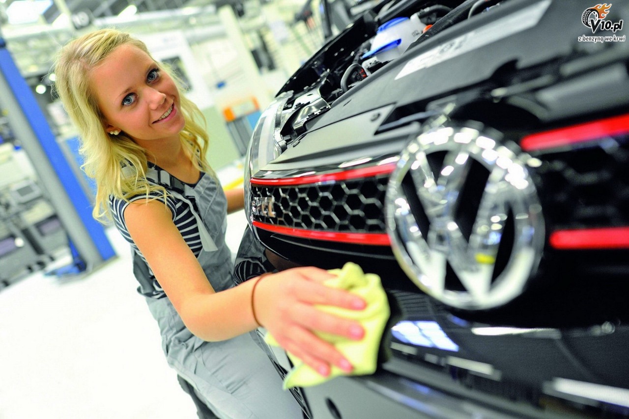 Volkswagen Golf GTI Black Concept