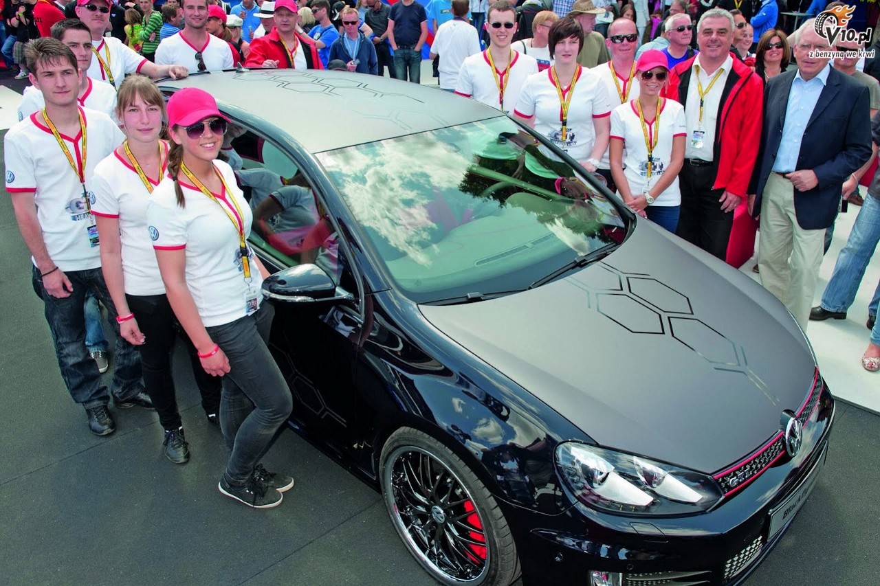 Volkswagen Golf GTI Black Concept