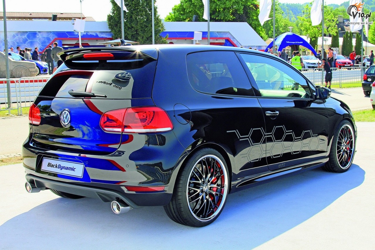 Volkswagen Golf GTI Black Concept
