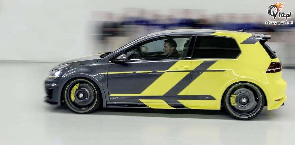 Volskwagen Golf GTI Dark Shine Concept