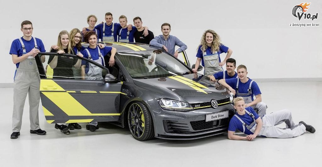 Volskwagen Golf GTI Dark Shine Concept