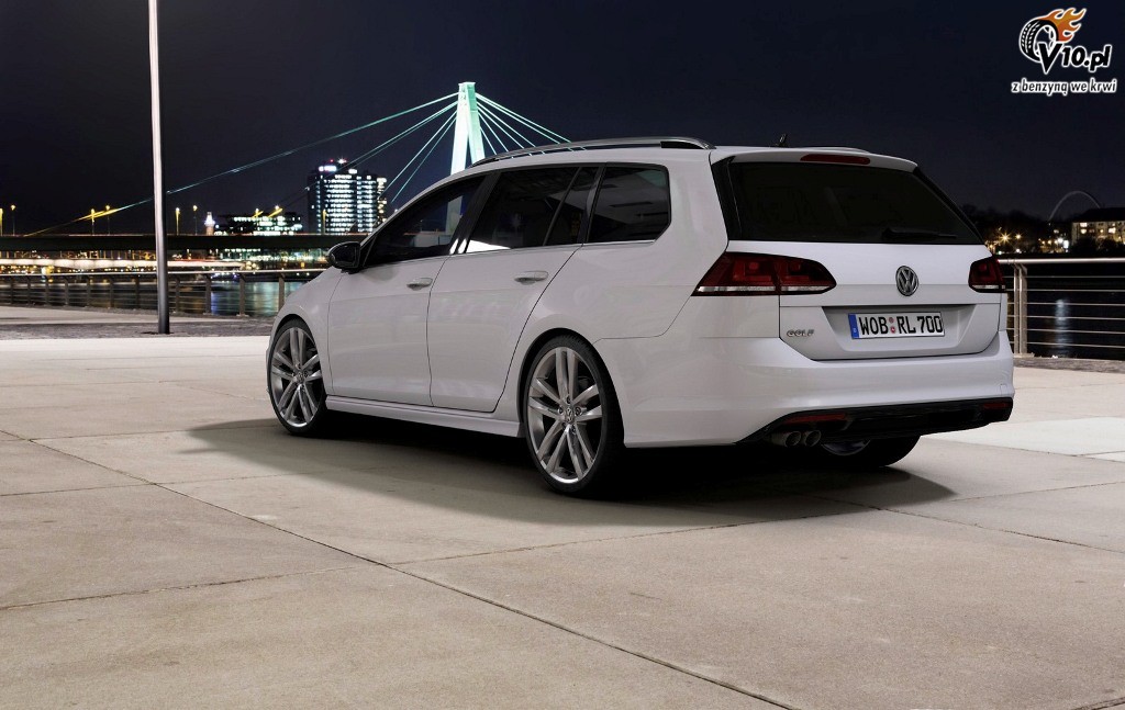Volkswagen Golf Variant R-Line