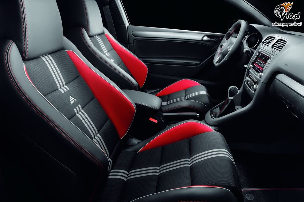 Nowy Volkswagen Golf GTI Adidas