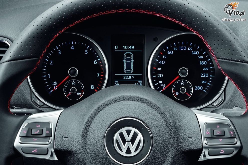 Nowy Volkswagen Golf GTI Adidas