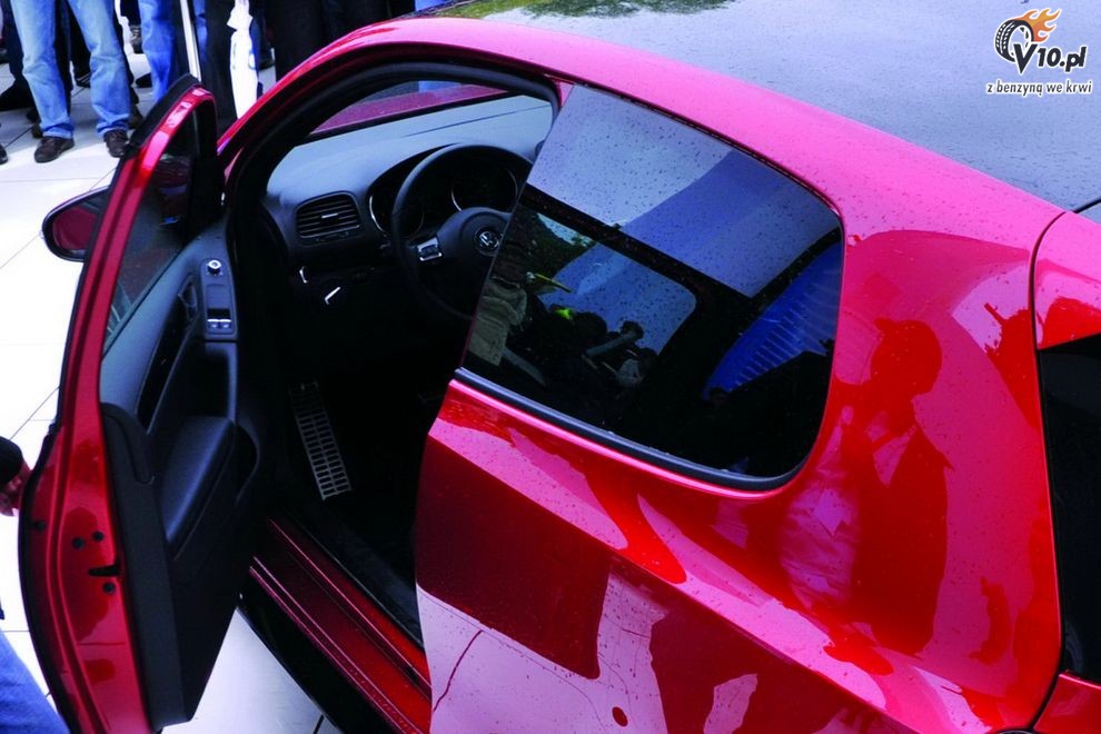 Nowy Volkswagen Golf GTI Excessive Study