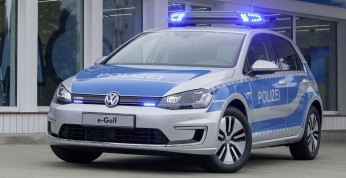 Volkswagen e-Golf w roli radiowozu