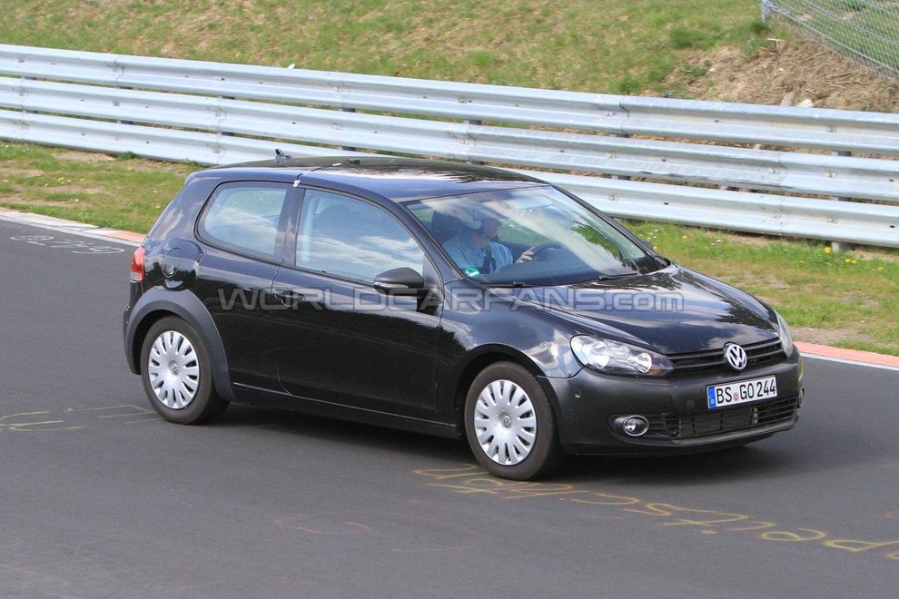 Nowy Volkswagen Golf VII - zdjcie szpiegowskie