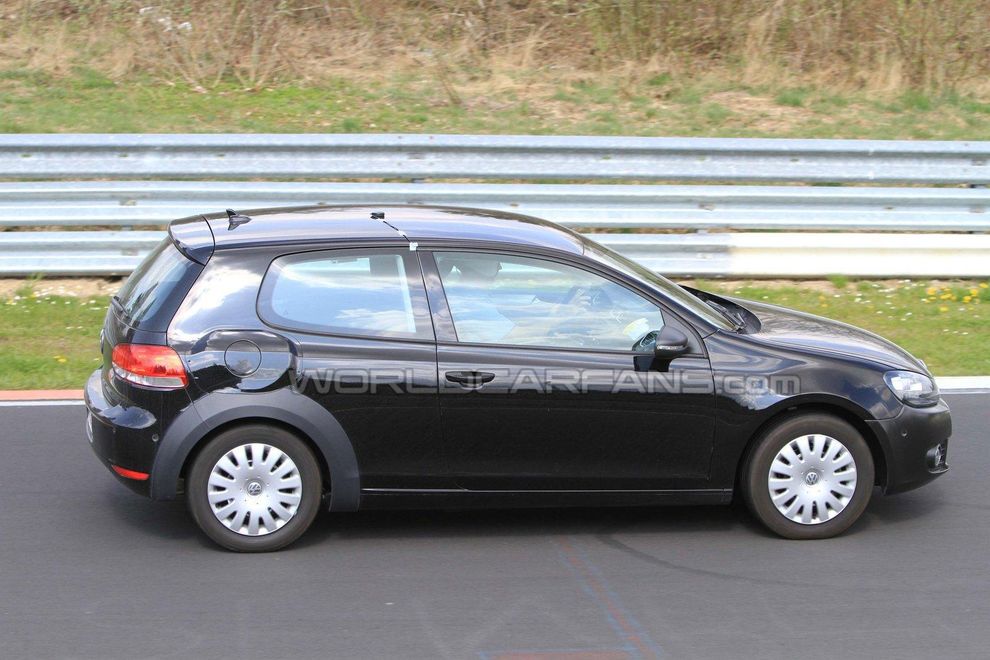 Nowy Volkswagen Golf VII - zdjcie szpiegowskie