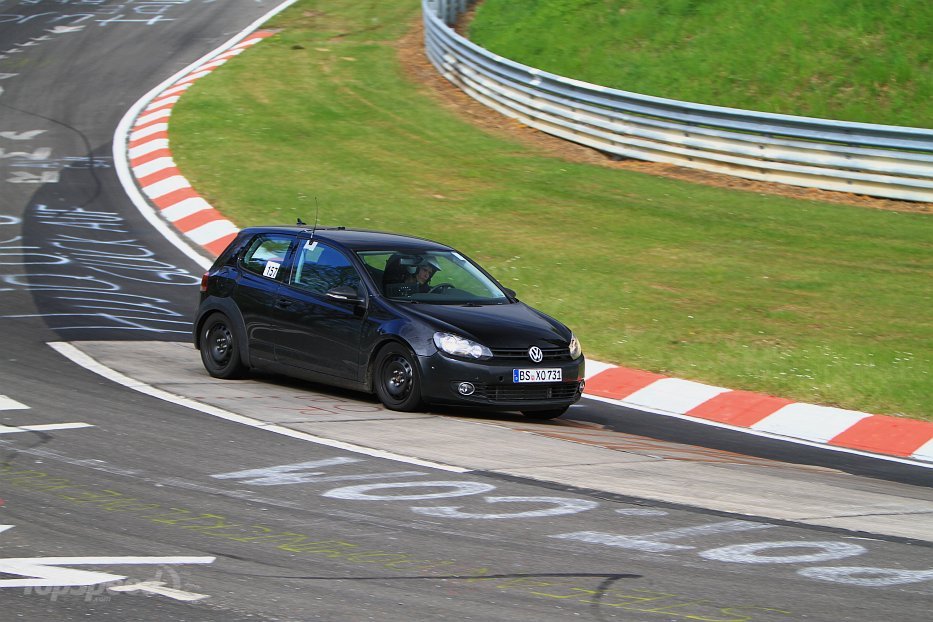 Nowy Volkswagen Golf pojawi si jeszcze w 2012 r.?