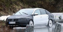 Nowy Volkswagen Passat 2011 po face liftingu - zdjcie szpiegowskie