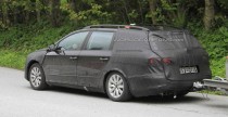 Nowy Volkswagen Passat Variant 2012 - zdjcie szpiegowskie