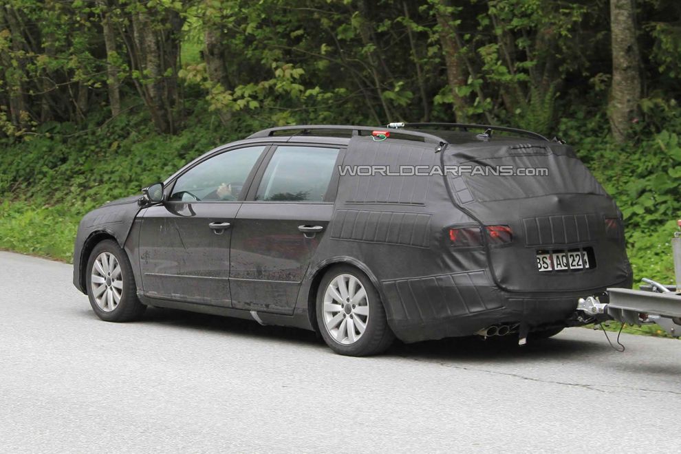 Nowy Volkswagen Passat Variant 2012 - zdjcie szpiegowskie