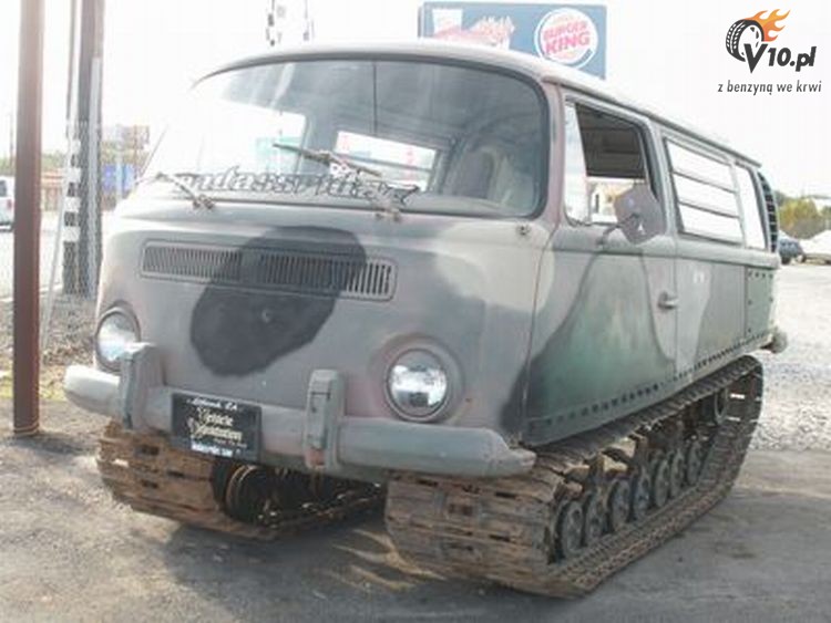 Volkswagen Transporter na gsienicach
